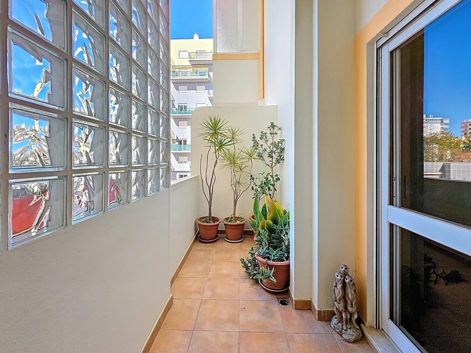 Apartamento T3 para Venda em Portimão Foto 16