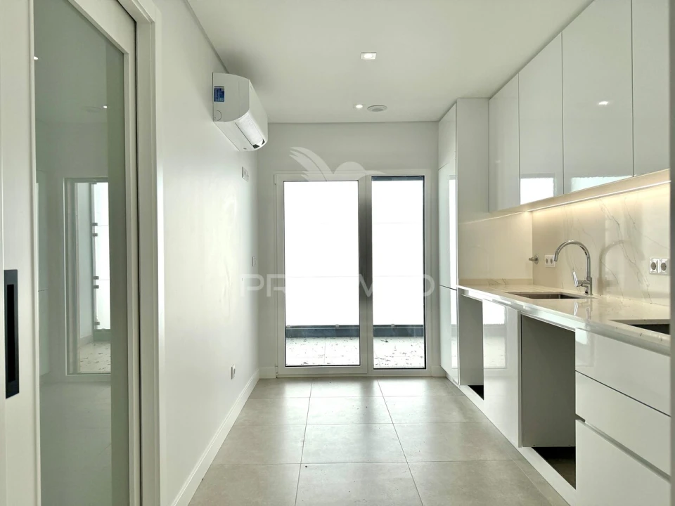 Apartamento T3 para Venda em Leiria, Pousos, Barreira e Cortes Foto 4