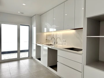 Apartamento T3 para Venda em Leiria, Pousos, Barreira e Cortes