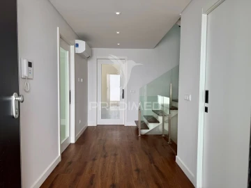 Apartamento T3 para Venda em Leiria, Pousos, Barreira e Cortes