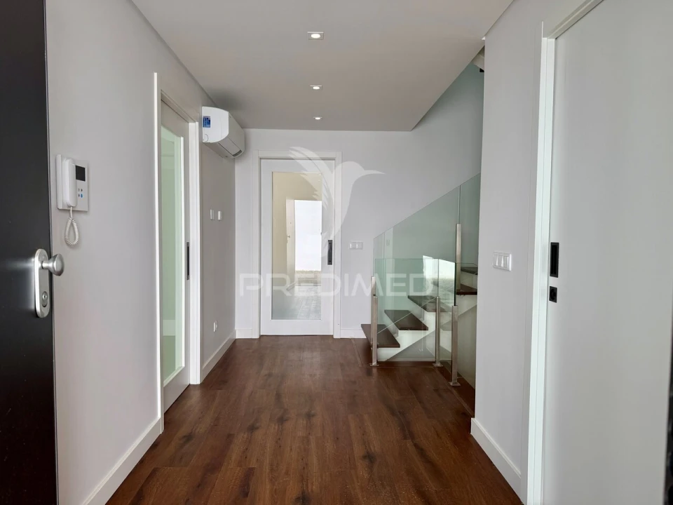 Apartamento T3 para Venda em Leiria, Pousos, Barreira e Cortes Foto 2