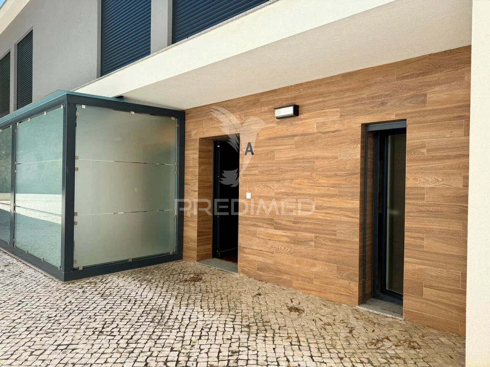 Apartamento T3 para Venda em Leiria, Pousos, Barreira e Cortes Foto 1