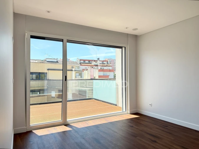 Apartamento T3 para Venda em Leiria, Pousos, Barreira e Cortes Foto 17