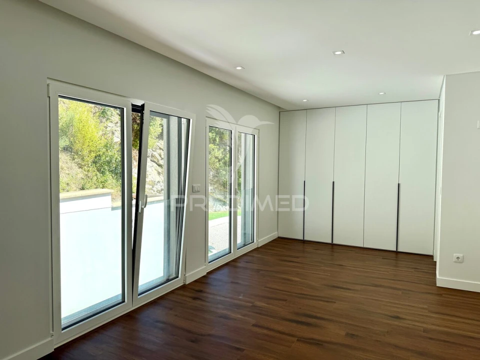 Apartamento T3 para Venda em Leiria, Pousos, Barreira e Cortes Foto 13