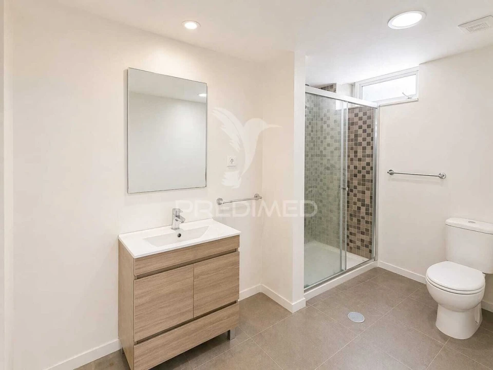 Moradia T3 para Venda em Funchal (Santa Maria Maior) Foto 6