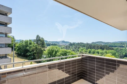 Apartamento T3 para Venda em Urgezes