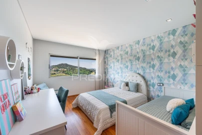 Apartamento T3 para Venda em Urgezes