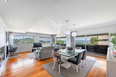 Apartamento T3 para Venda em Urgezes