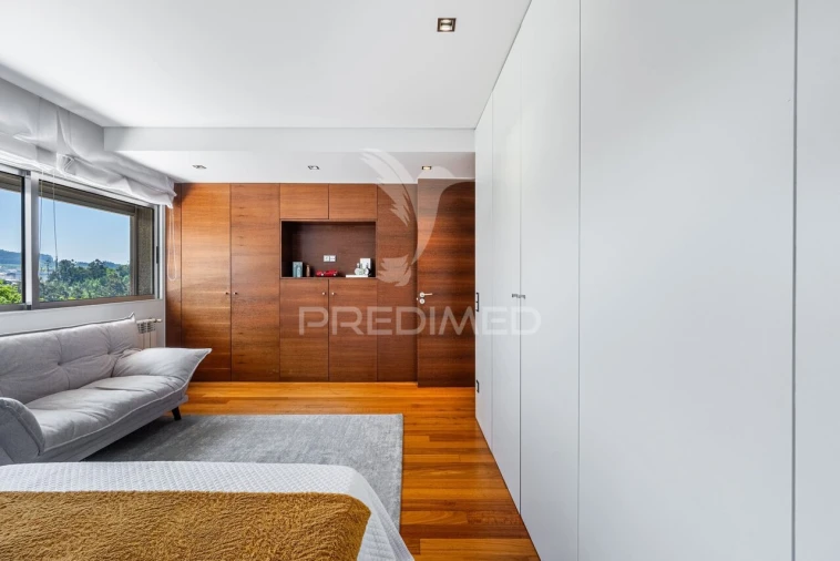 Apartamento T3 para Venda em Urgezes Foto 19
