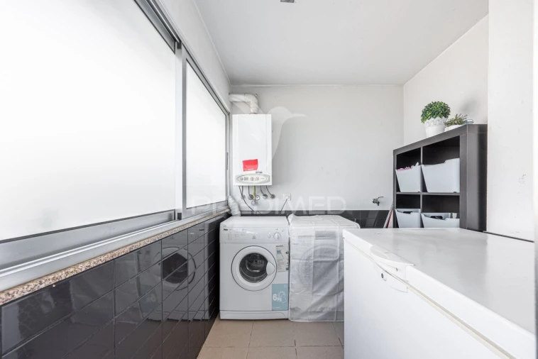 Apartamento T3 para Venda em Urgezes Foto 7