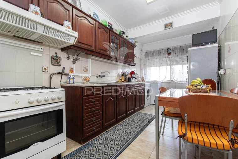 Apartamento T3 para Venda em Vialonga Foto 8