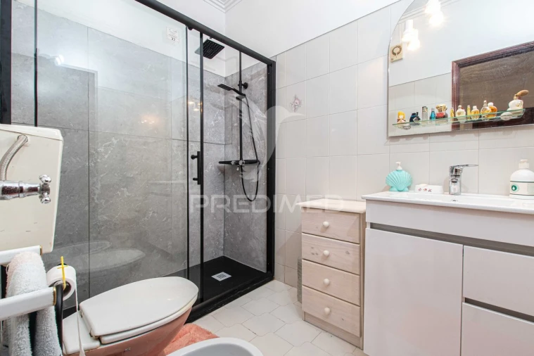 Apartamento T3 para Venda em Vialonga Foto 2