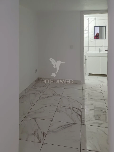Moradia T2 para Venda em Sé e São Lourenço