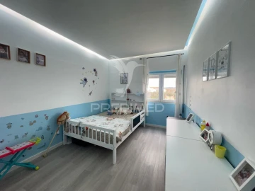 Apartamento T3 para Venda em São Miguel do Rio Torto e Rossio Ao Sul do Tejo