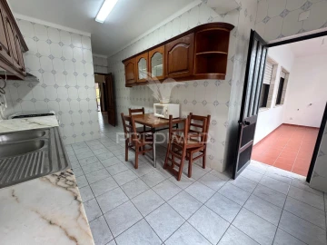 Apartamento T3 para Venda em Abrantes (São Vicente e São João) e Alferrarede