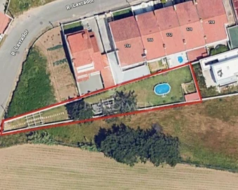 Terreno para Venda em Arcozelo