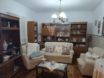 Moradia T2 para Venda em Benavila e Valongo