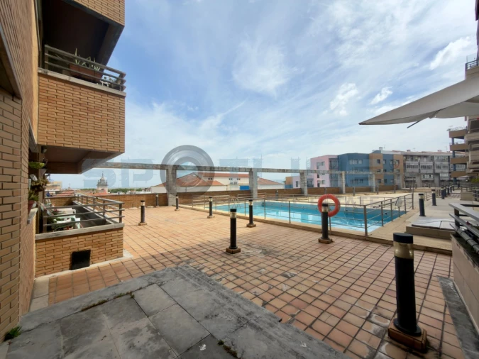 Apartamento T2 para Venda em Vila Franca de Xira Foto 52