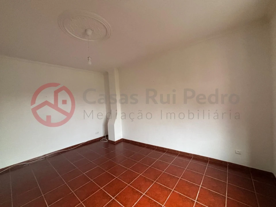 Prédio para Venda em Santa Maria e São Miguel, São Martinho, São Pedro Penaferrim Foto 21