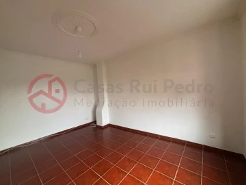 Prédio para Venda em Santa Maria e São Miguel, São Martinho, São Pedro Penaferrim