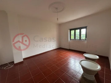 Prédio para Venda em Santa Maria e São Miguel, São Martinho, São Pedro Penaferrim