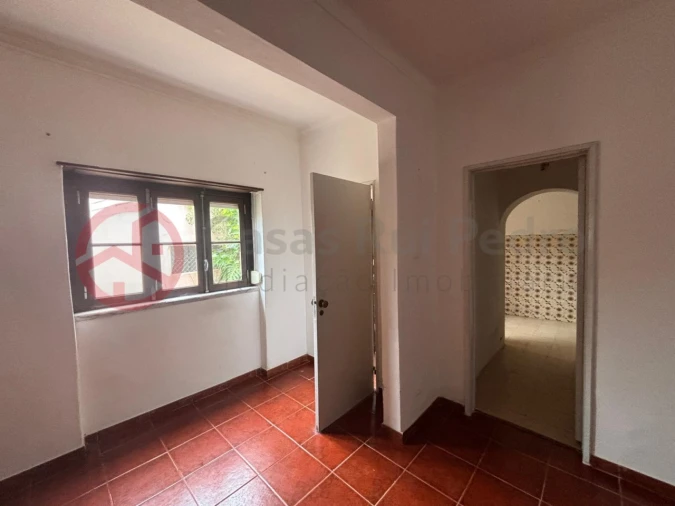 Prédio para Venda em Santa Maria e São Miguel, São Martinho, São Pedro Penaferrim Foto 16