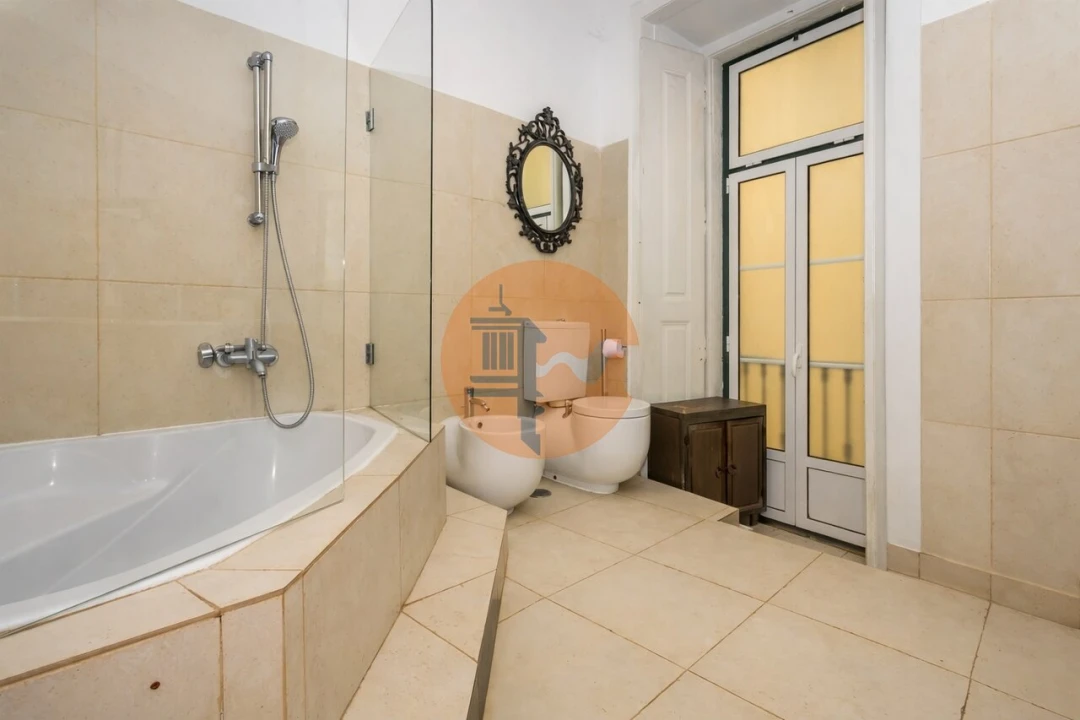 Apartamento T3 para Venda em Misericórdia Foto 6