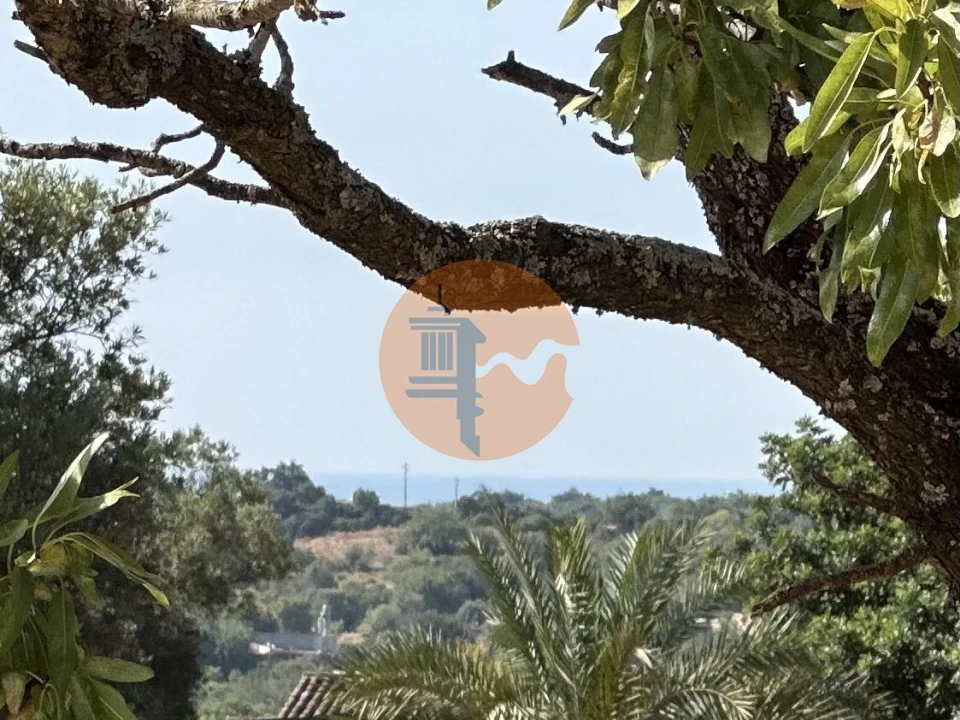 Terreno para Venda em Quelfes Foto 3
