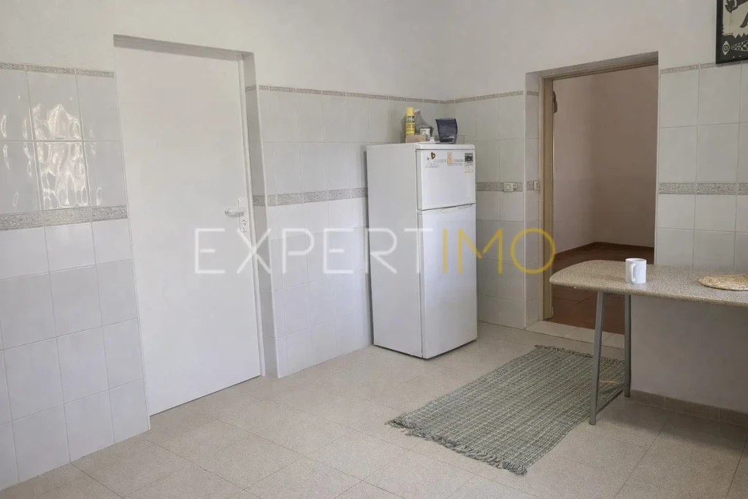 Quinta T4 para Venda em Santa Catarina da Fonte do Bispo Foto 11