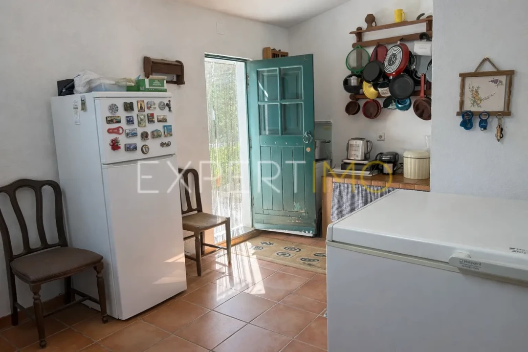 Quinta T4 para Venda em Santa Catarina da Fonte do Bispo Foto 15