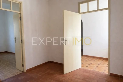 Quinta T4 para Venda em Santa Catarina da Fonte do Bispo