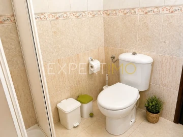 Quinta T4 para Venda em Santa Catarina da Fonte do Bispo