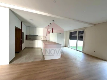 Moradia T4 para Venda em Palmeira