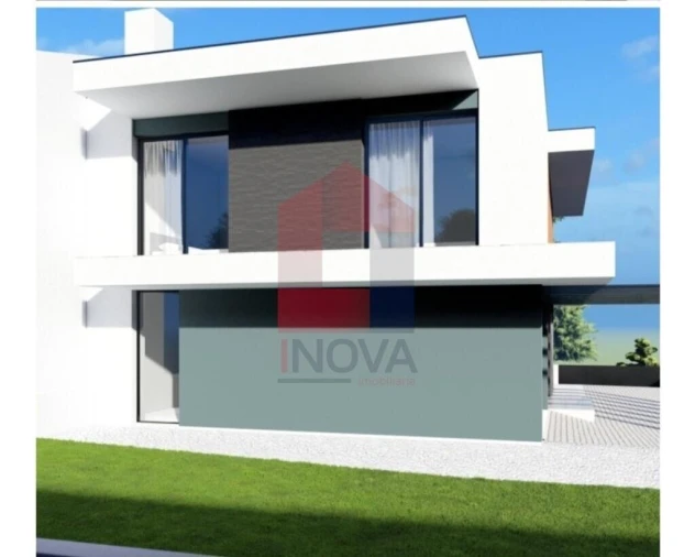 Moradia T4 para Venda em Palmeira Foto 12