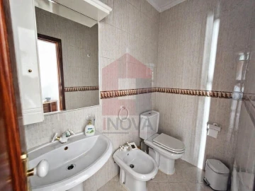 Apartamento T3 para Venda em Vila Verde e Barbudo