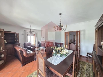 Apartamento T3 para Venda em Vila Verde e Barbudo