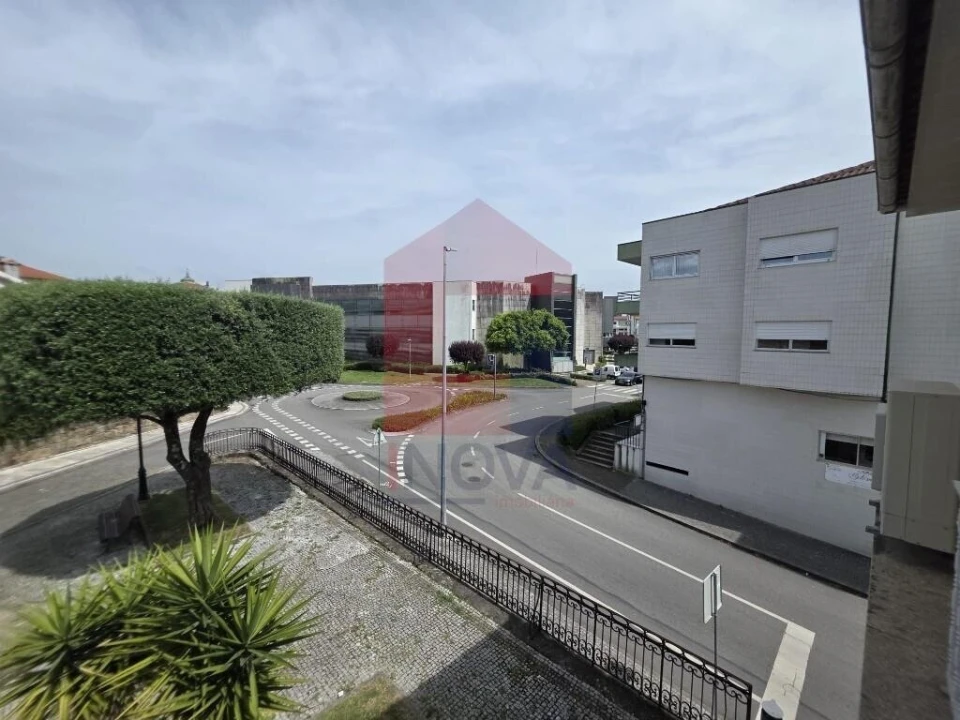 Apartamento T3 para Venda em Vila Verde e Barbudo Foto 15