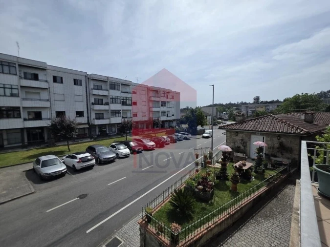 Apartamento T3 para Venda em Vila Verde e Barbudo Foto 31