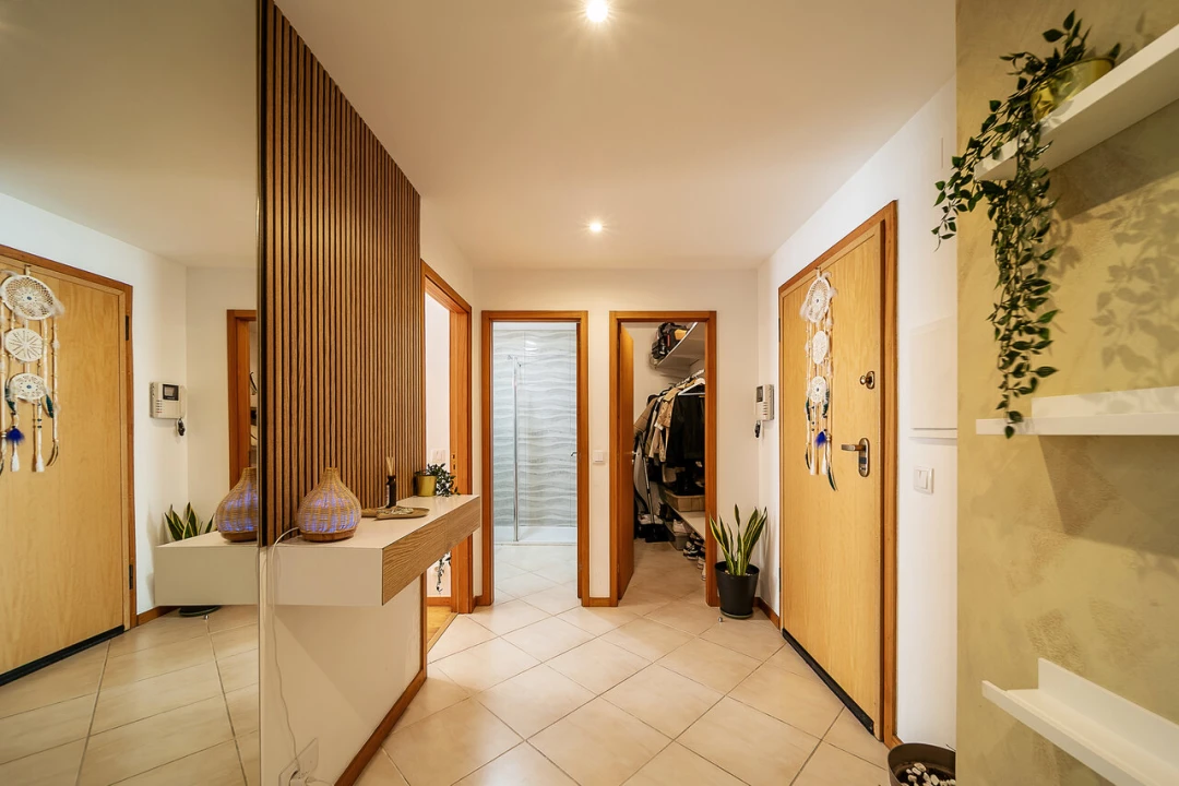 Apartamento T1 para Venda em Canelas Foto 7