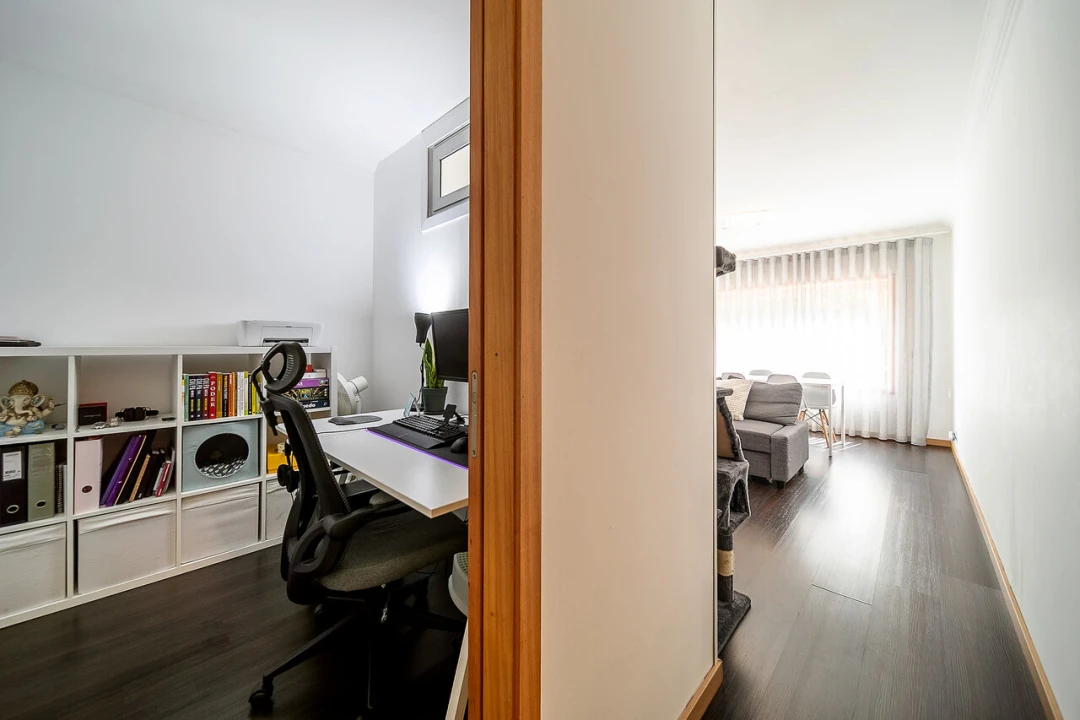 Apartamento T1 para Venda em Canelas Foto 15