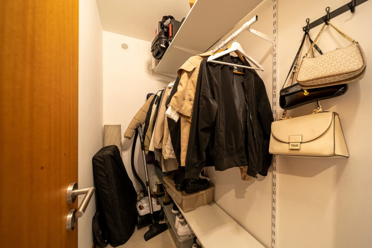Apartamento T1 para Venda em Canelas Foto 8
