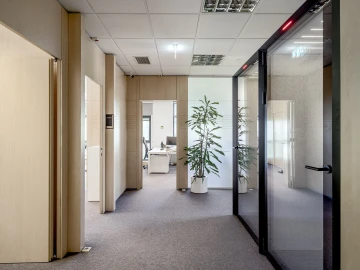 Escritório para Arrendamento em Santo António