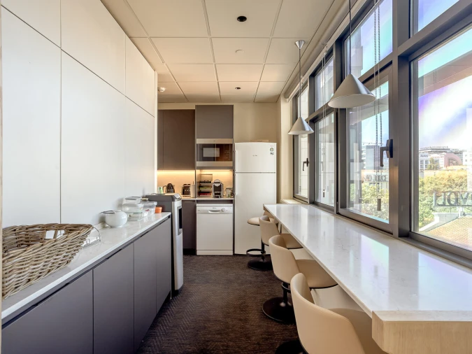 Escritório para Arrendamento em Santo António Foto 13