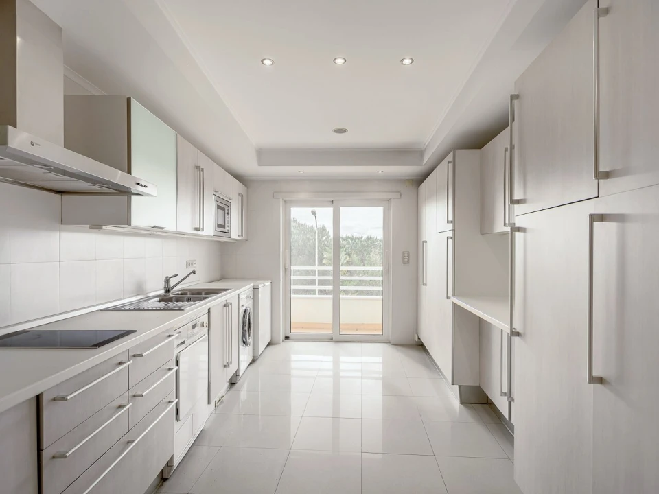 Apartamento T4 para Venda em Algés, Linda-A-Velha e Cruz Quebrada-Dafundo Foto 21