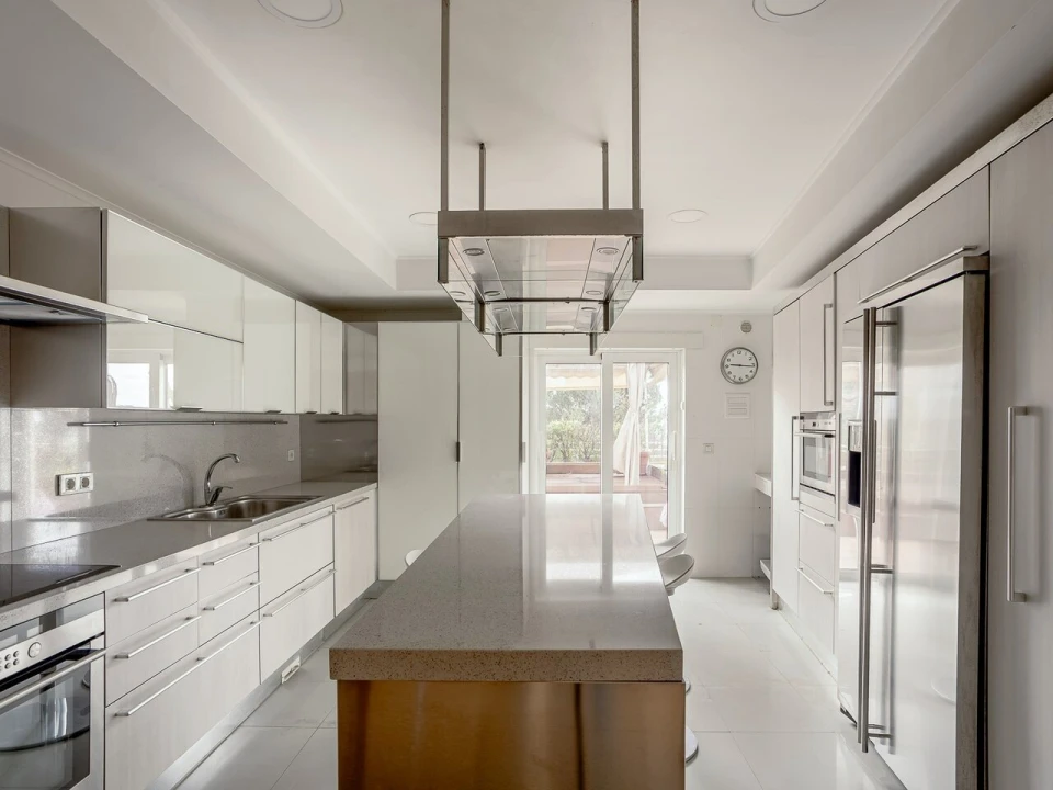 Apartamento T4 para Venda em Algés, Linda-A-Velha e Cruz Quebrada-Dafundo Foto 29