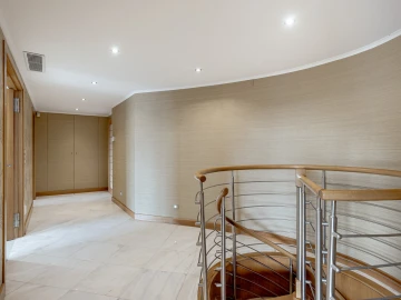 Apartamento T4 para Venda em Algés, Linda-A-Velha e Cruz Quebrada-Dafundo