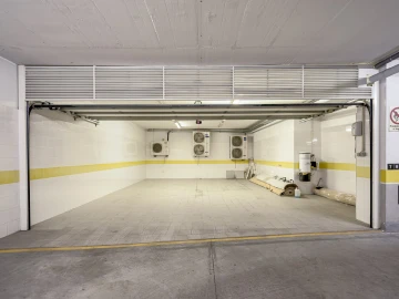 Apartamento T4 para Venda em Algés, Linda-A-Velha e Cruz Quebrada-Dafundo