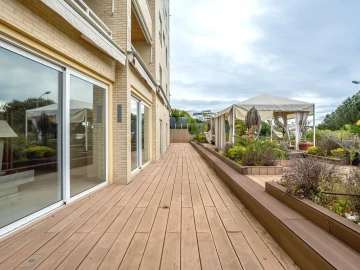 Apartamento T4 para Venda em Algés, Linda-A-Velha e Cruz Quebrada-Dafundo