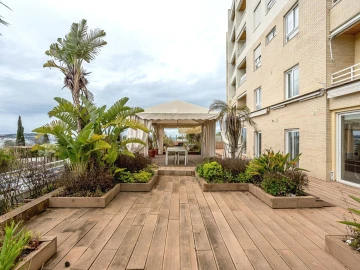 Apartamento T4 para Venda em Algés, Linda-A-Velha e Cruz Quebrada-Dafundo