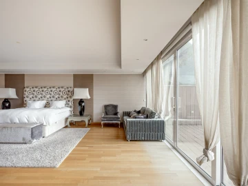 Apartamento T4 para Venda em Algés, Linda-A-Velha e Cruz Quebrada-Dafundo